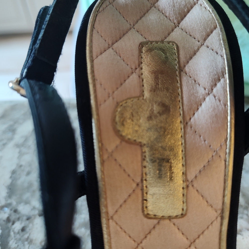 Authentic Chanel High Heels Size 38 - Picture 6 of 7